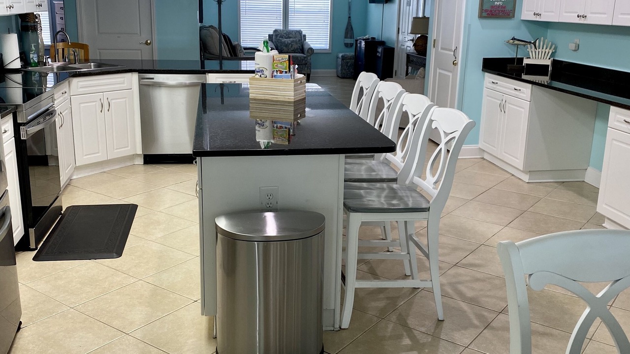 Photo of Kitchen in Crescent Beach