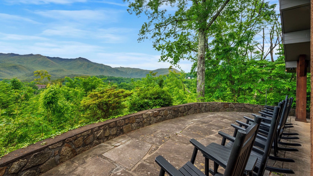 Photo of Patio Balcony in Chalet Village