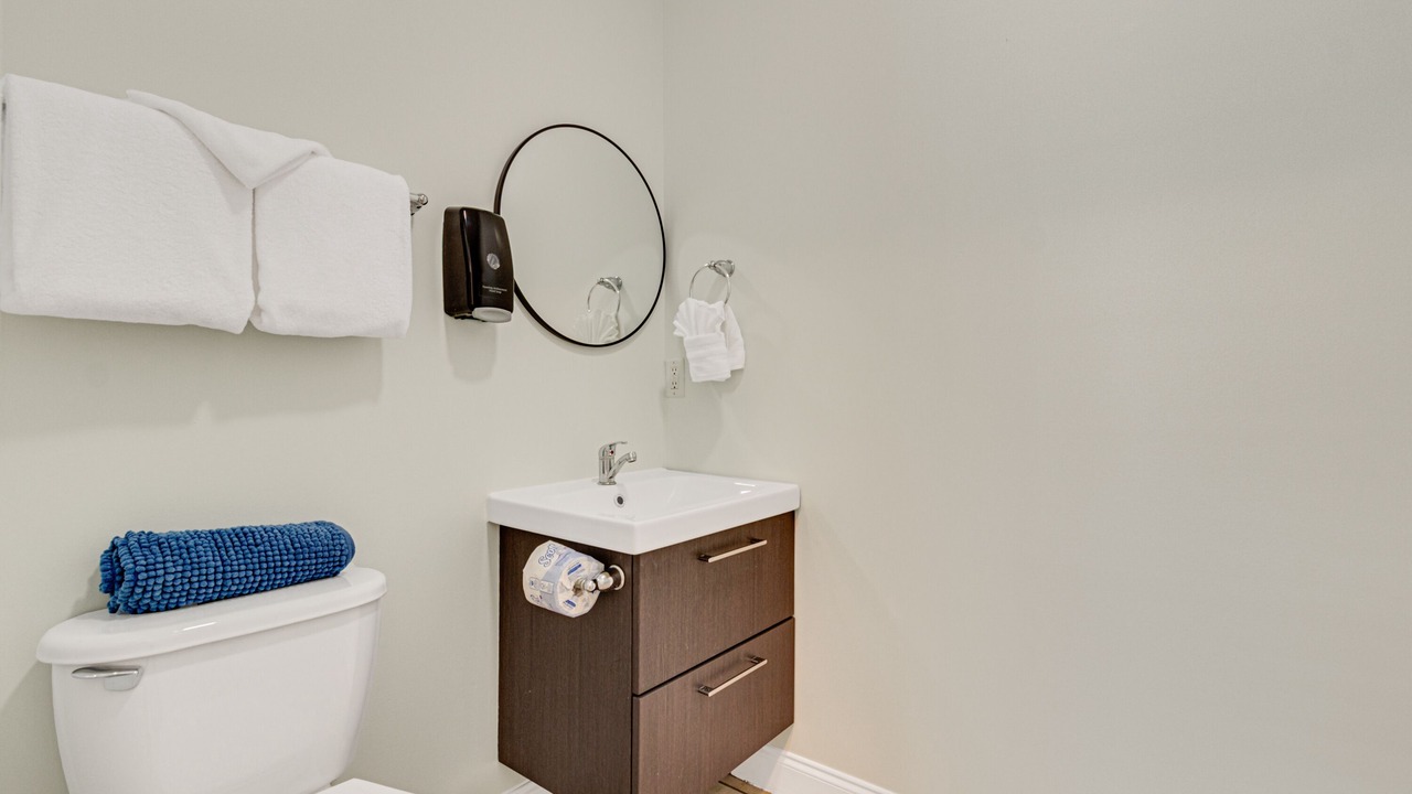 Photo of Bathroom in Cherry Grove Beach