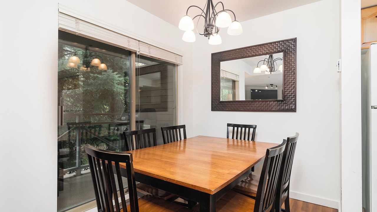 Photo of Livingroom in Whistler Cay Heights