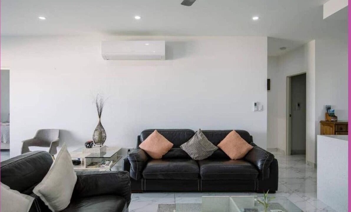 Photo of Livingroom in Stuart Park