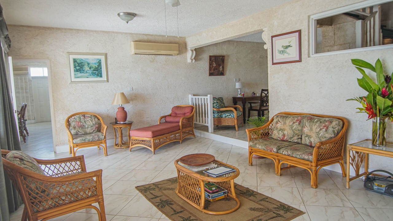 Photo of Livingroom in Checker Hall