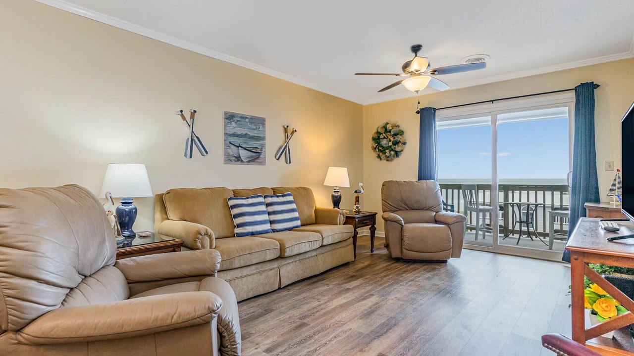 Photo of Livingroom in Cherry Grove Beach