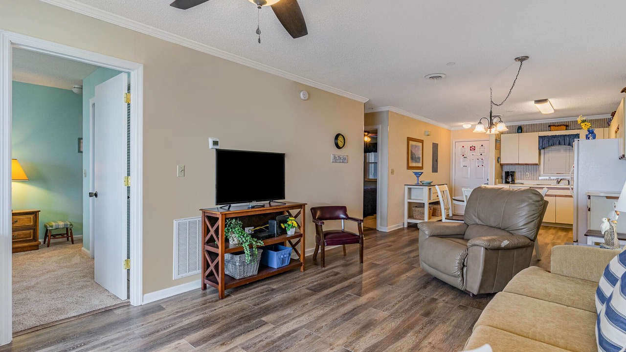 Photo of Livingroom in Cherry Grove Beach