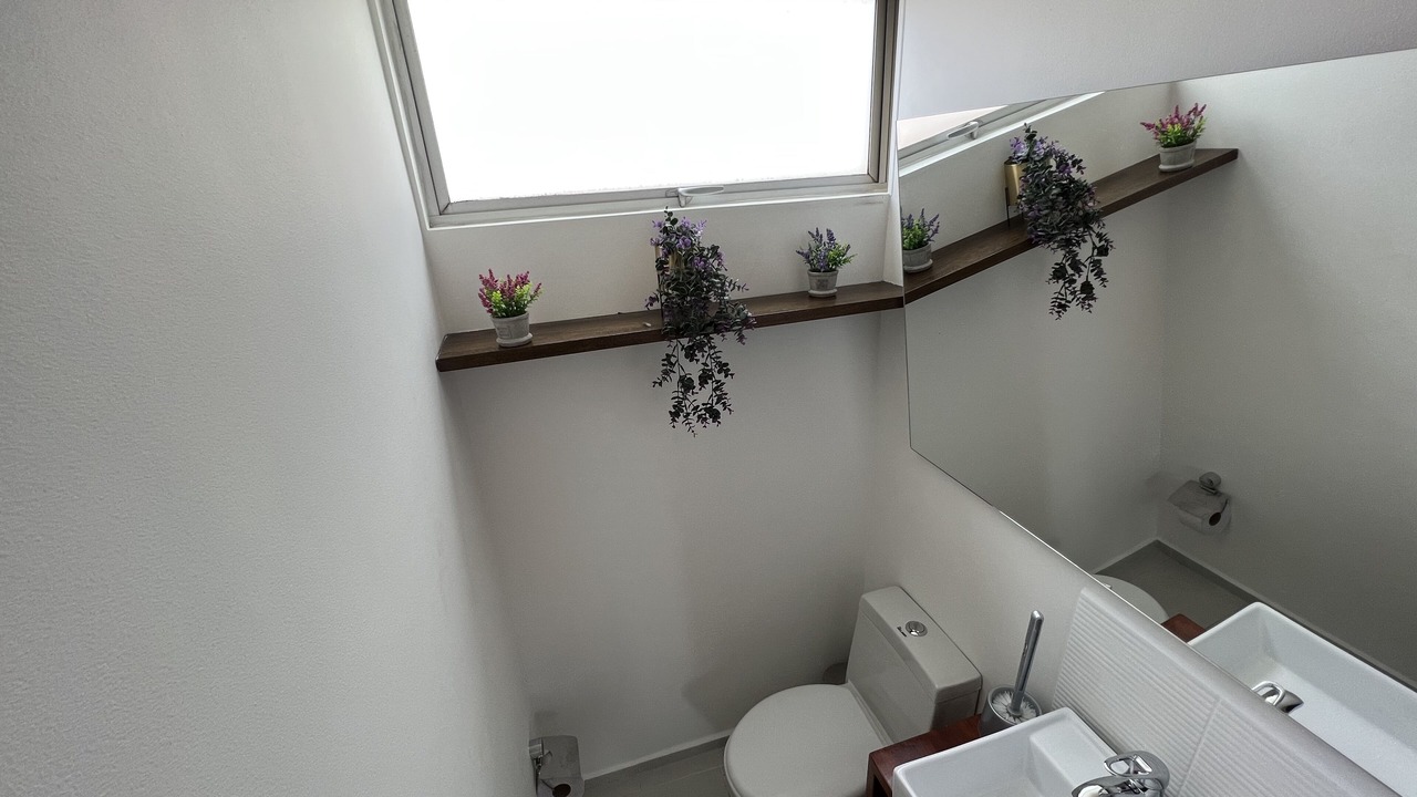 Photo of Bathroom in Laureles