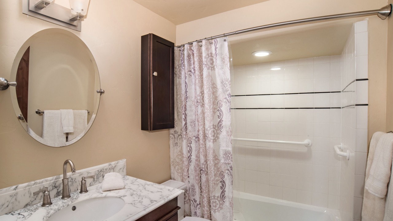Photo of Bathroom in Carbondale