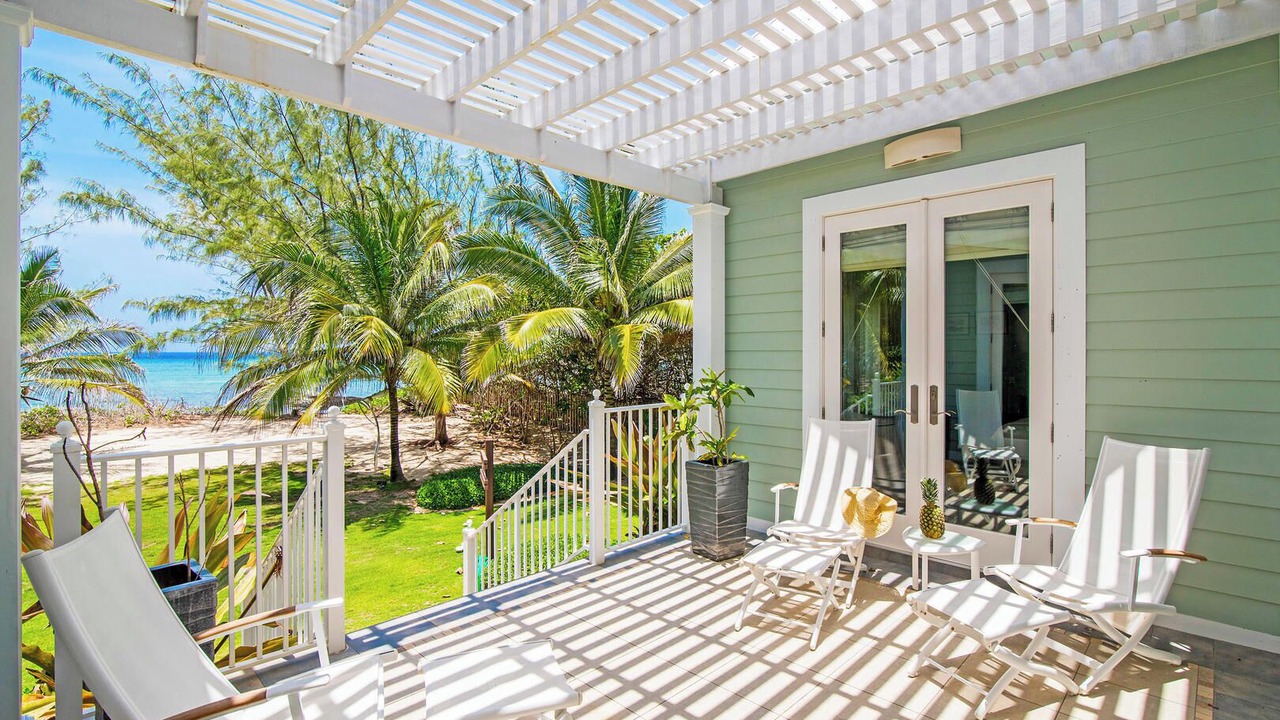 Photo of Outdoor in West Bay