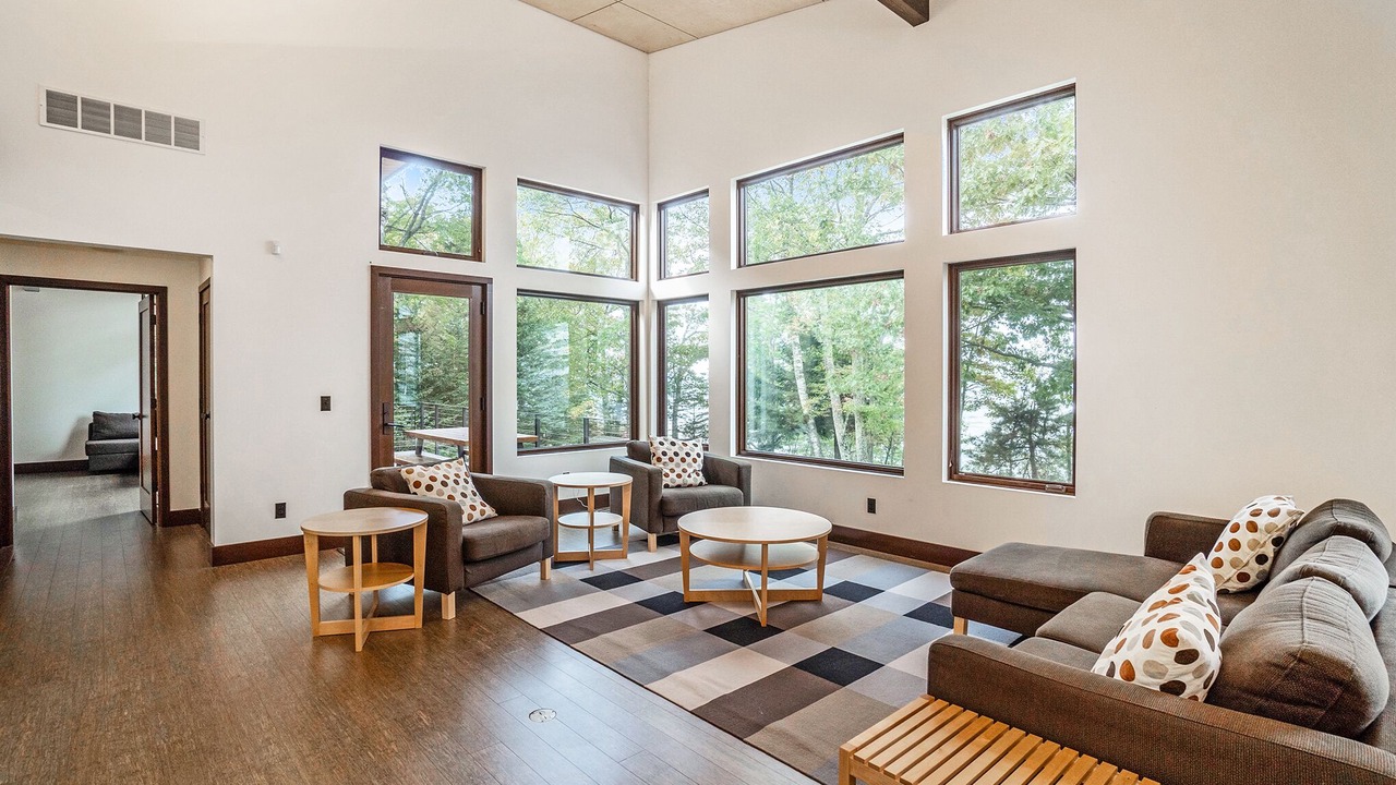 Photo of Livingroom in Manistee
