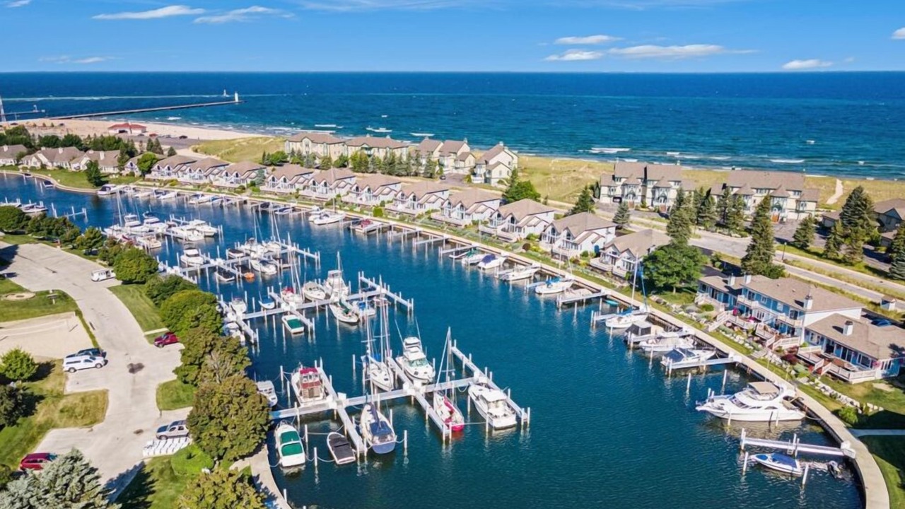 Photo of Others in Manistee