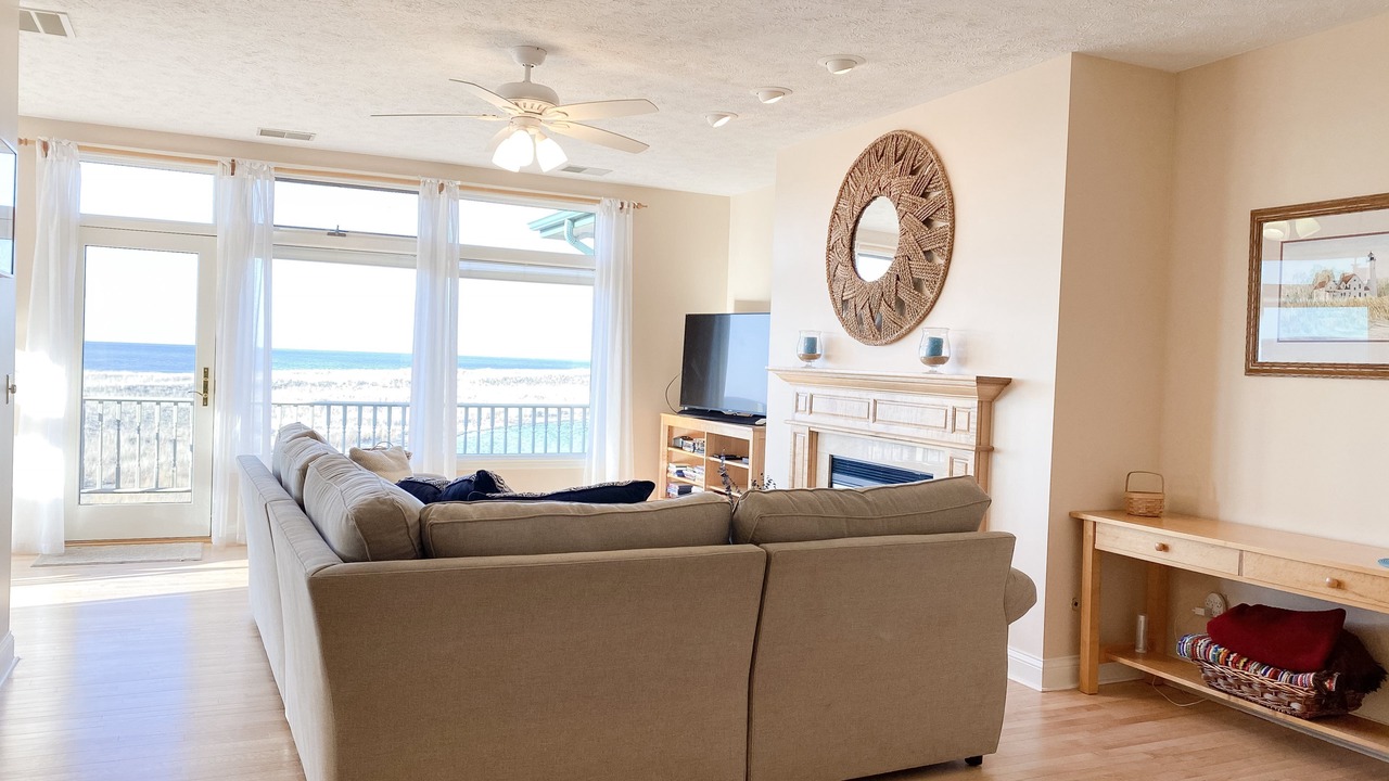 Photo of Livingroom in Manistee