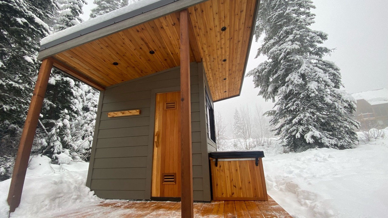 Photo of Outdoor in Golden