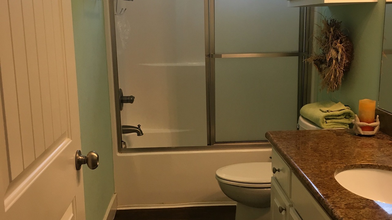 Photo of Bathroom in Crystal Beach