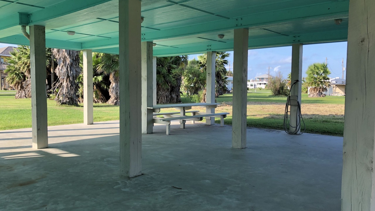 Photo of Outdoor in Crystal Beach
