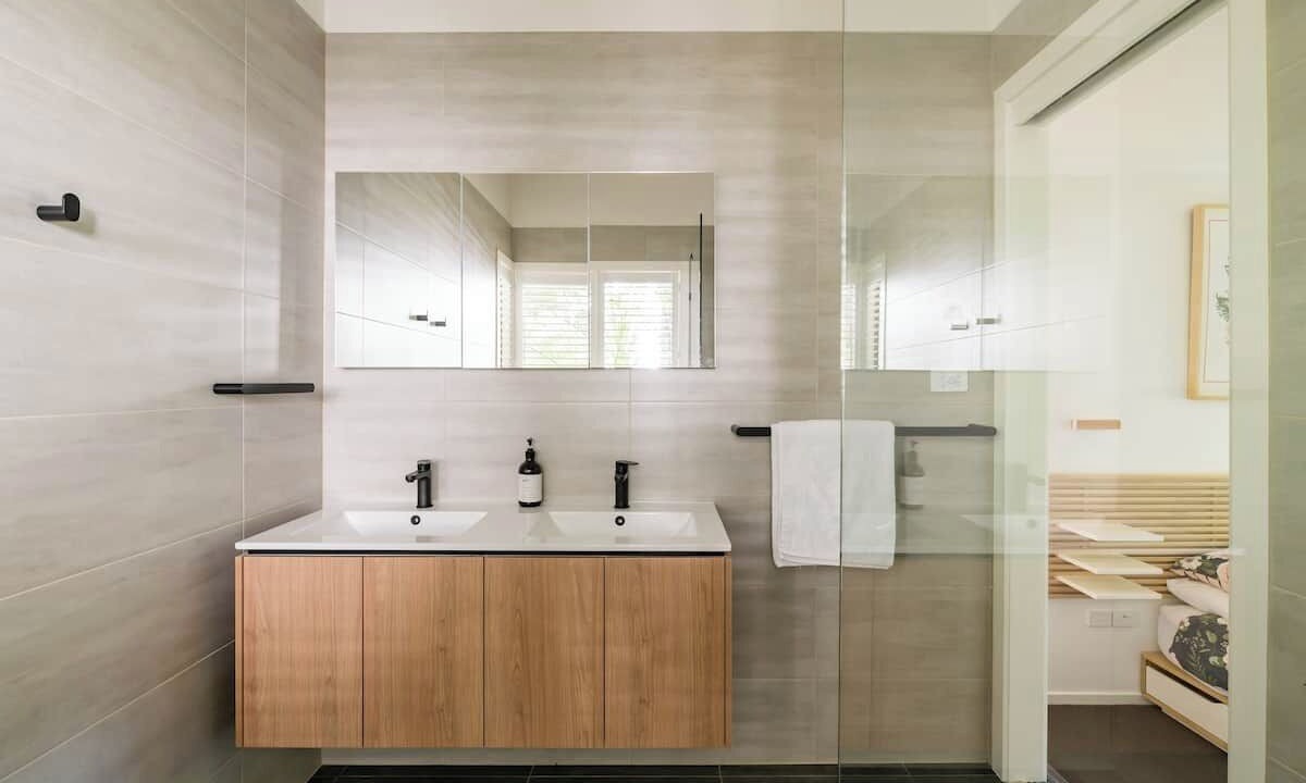 Photo of Bathroom in The Basin