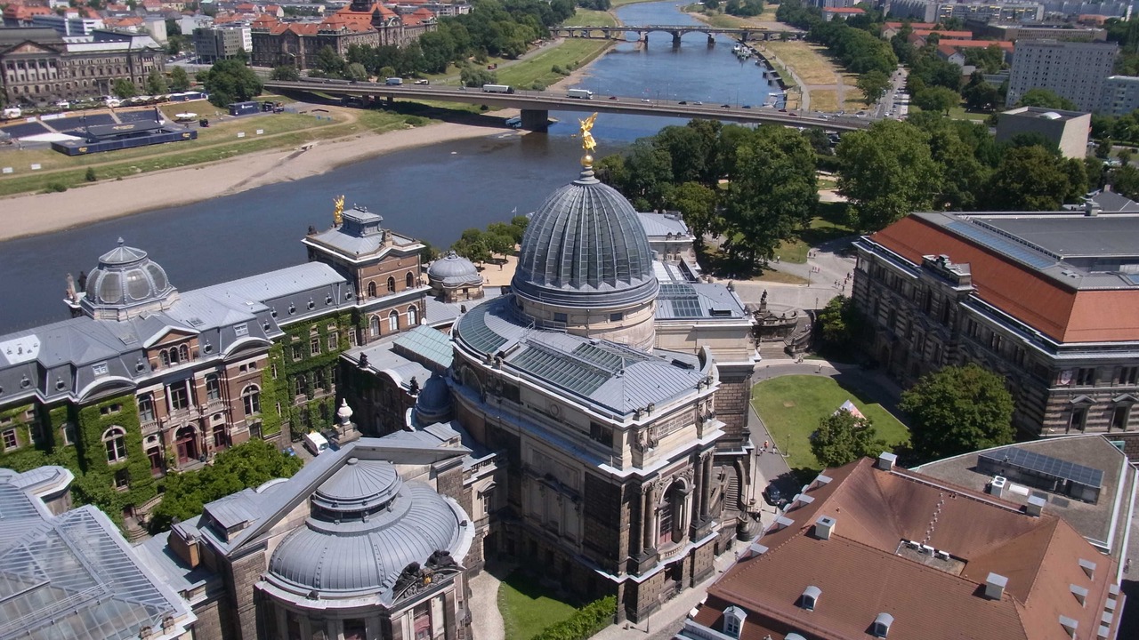 Photo of Outdoor in Outer Neustadt