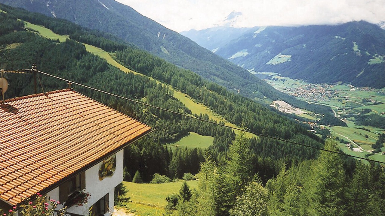 Photo of Bedroom in Schoenberg im Stubaital