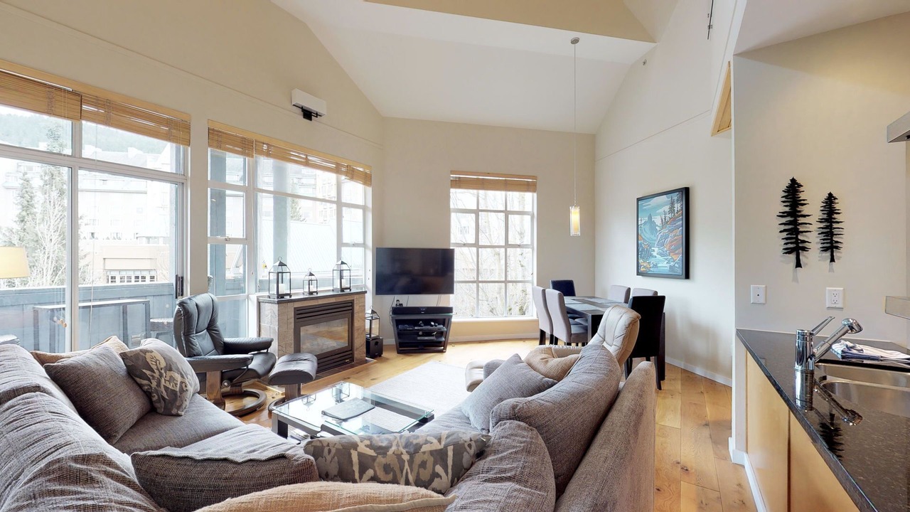 Photo of Livingroom in Blackcomb