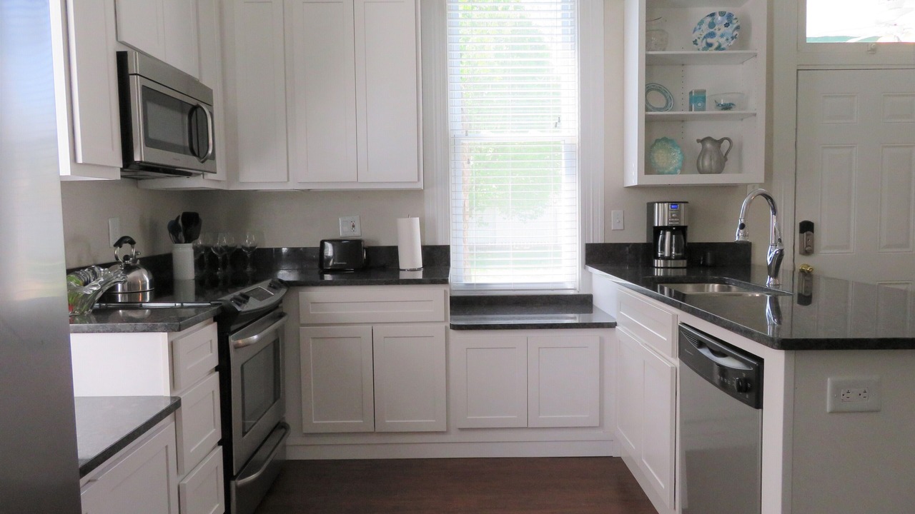 Photo of Kitchen in St. Charles Historic District