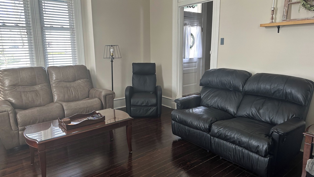 Photo of Livingroom in St. Charles Historic District