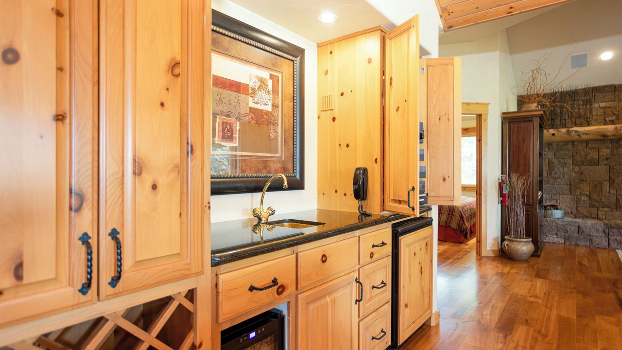Photo of Bedroom in Sunriver