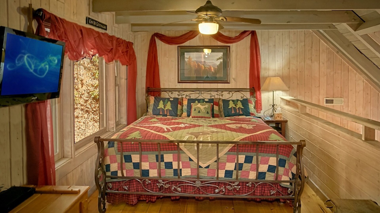 Photo of Bedroom in Chalet Village