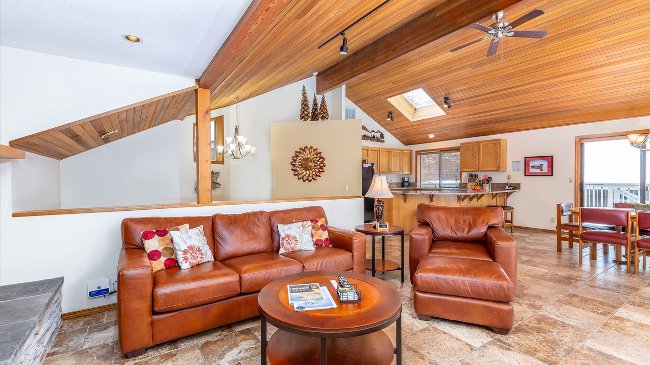 Photo of Livingroom in Sunriver