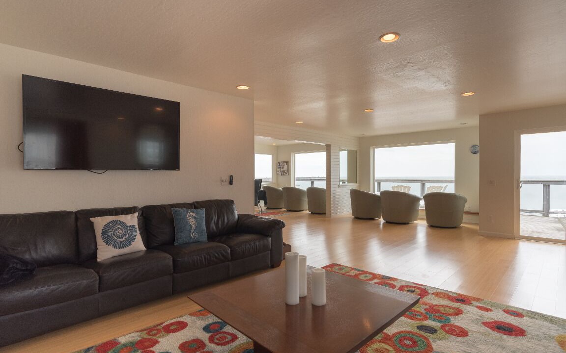 Photo of Livingroom in Sharp Park