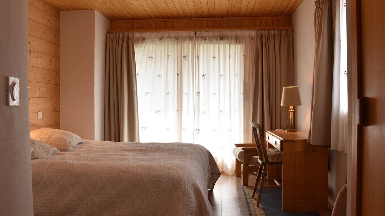 Photo of Bedroom in Meribel Centre