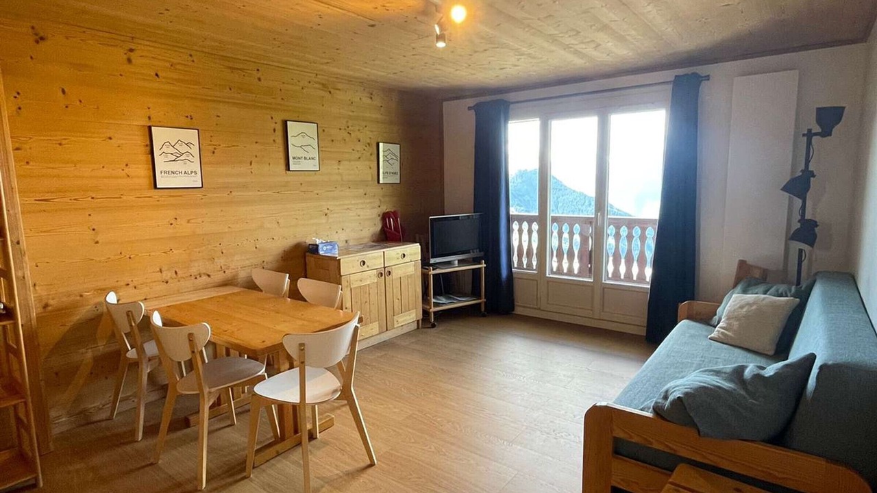 Photo of Livingroom in Viel-Alpe