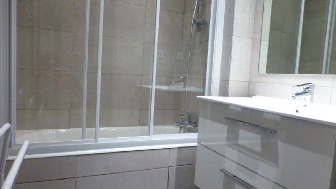 Photo of Bathroom in Jeux