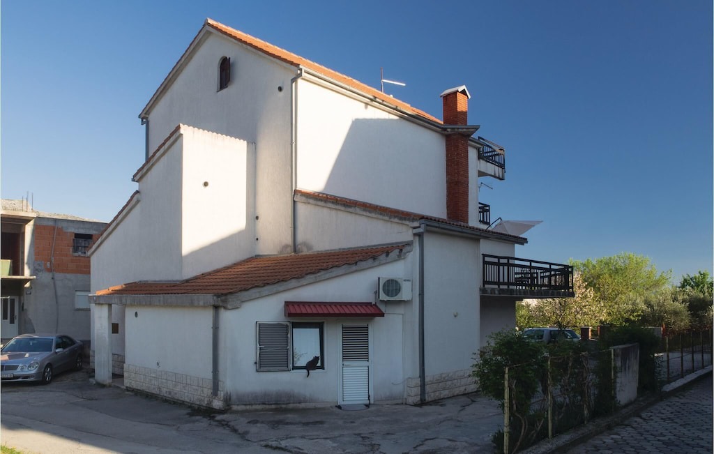 Photo of Buildings in Kamen