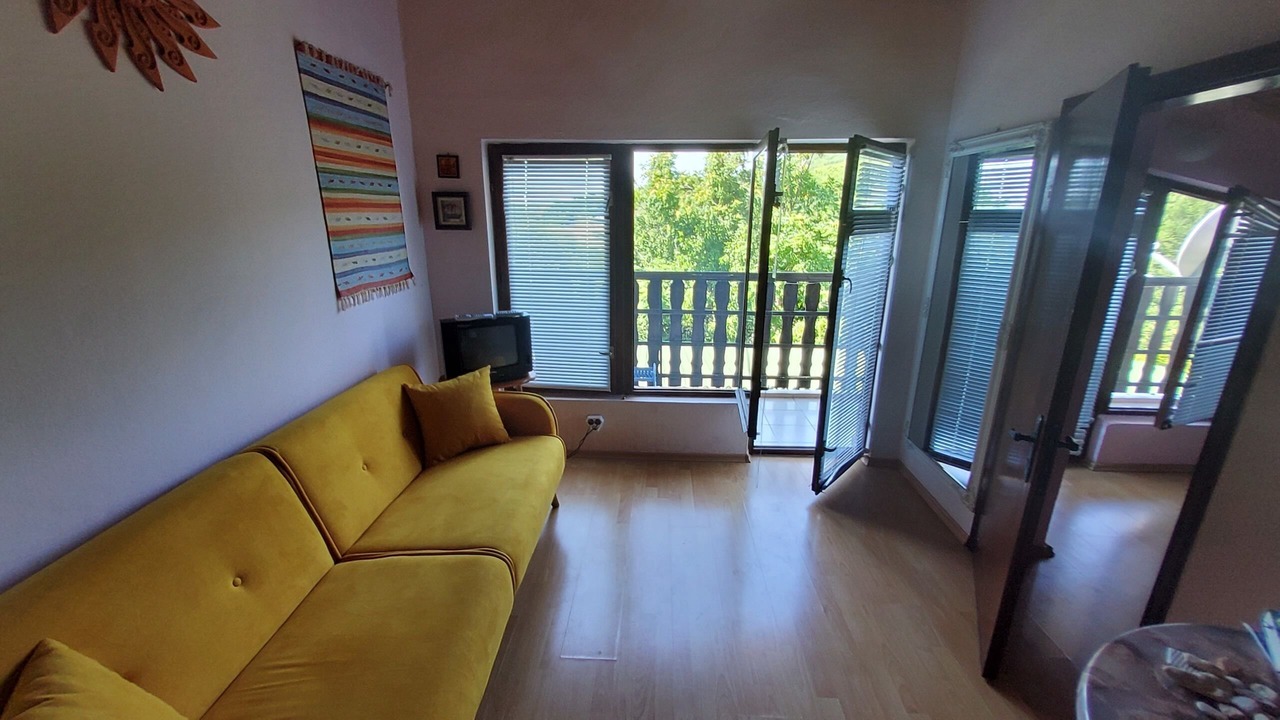 Photo of Livingroom in Fish Fish