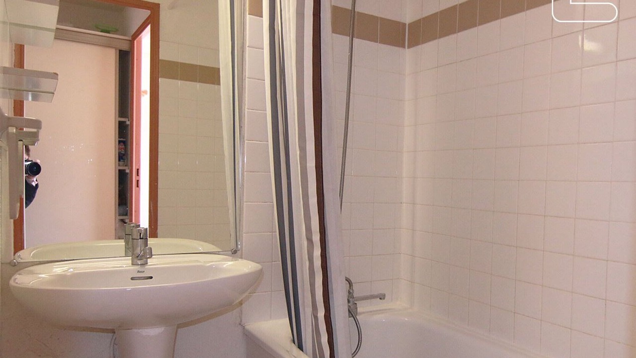 Photo of Bathroom in Bergers