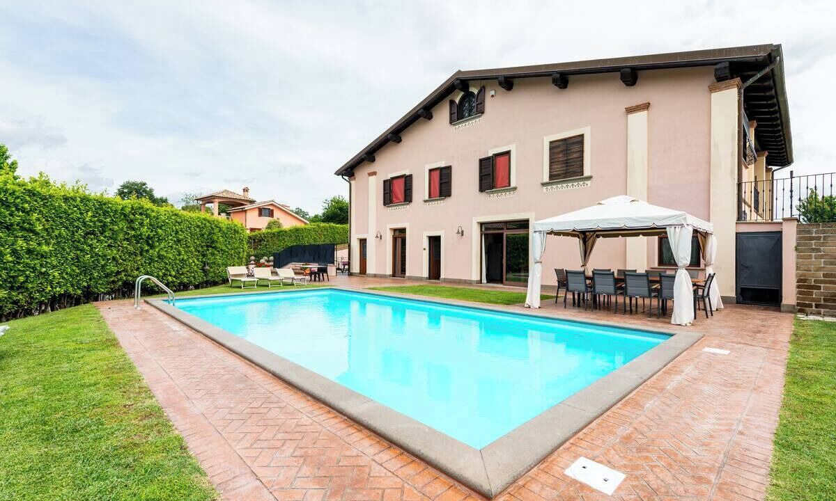 Photo of Outdoor in Lake Bracciano