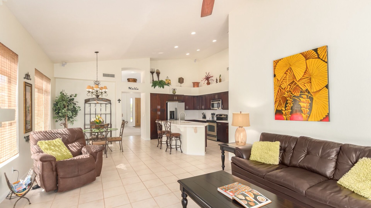 Photo of Livingroom in Red Mountain Ranch