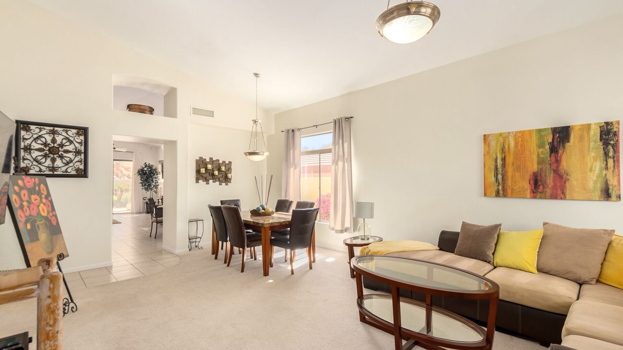 Photo of Livingroom in Red Mountain Ranch