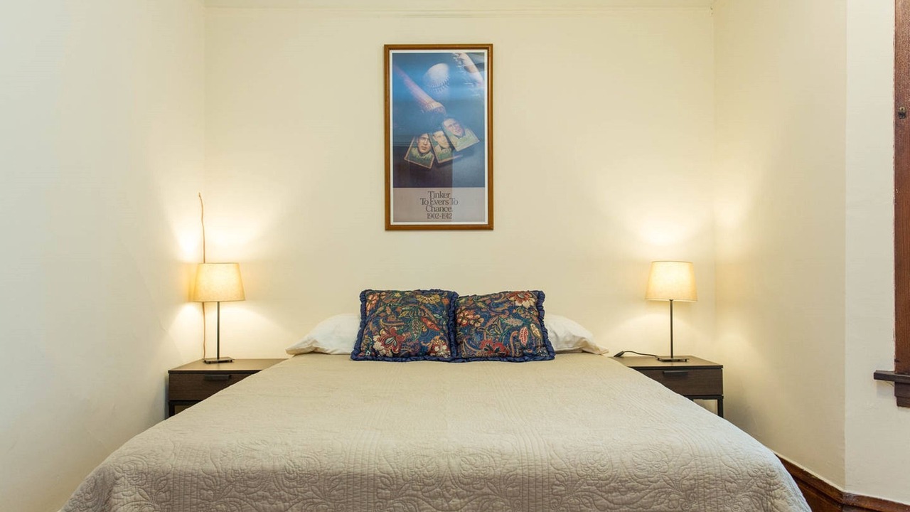 Photo of Bedroom in Lakeview