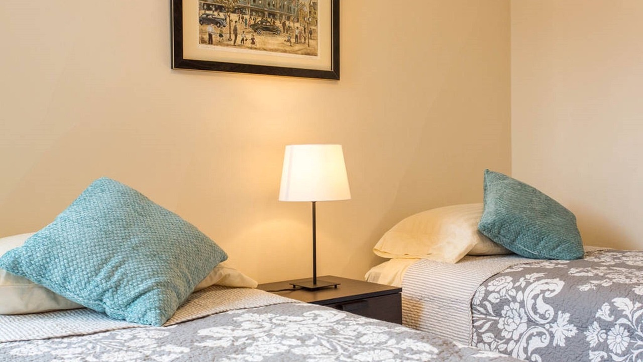 Photo of Bedroom in Lakeview