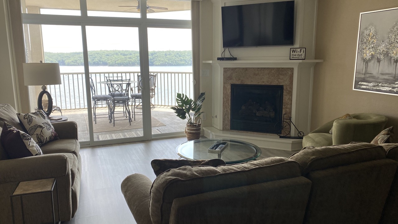 Photo of Livingroom in Osage Beach