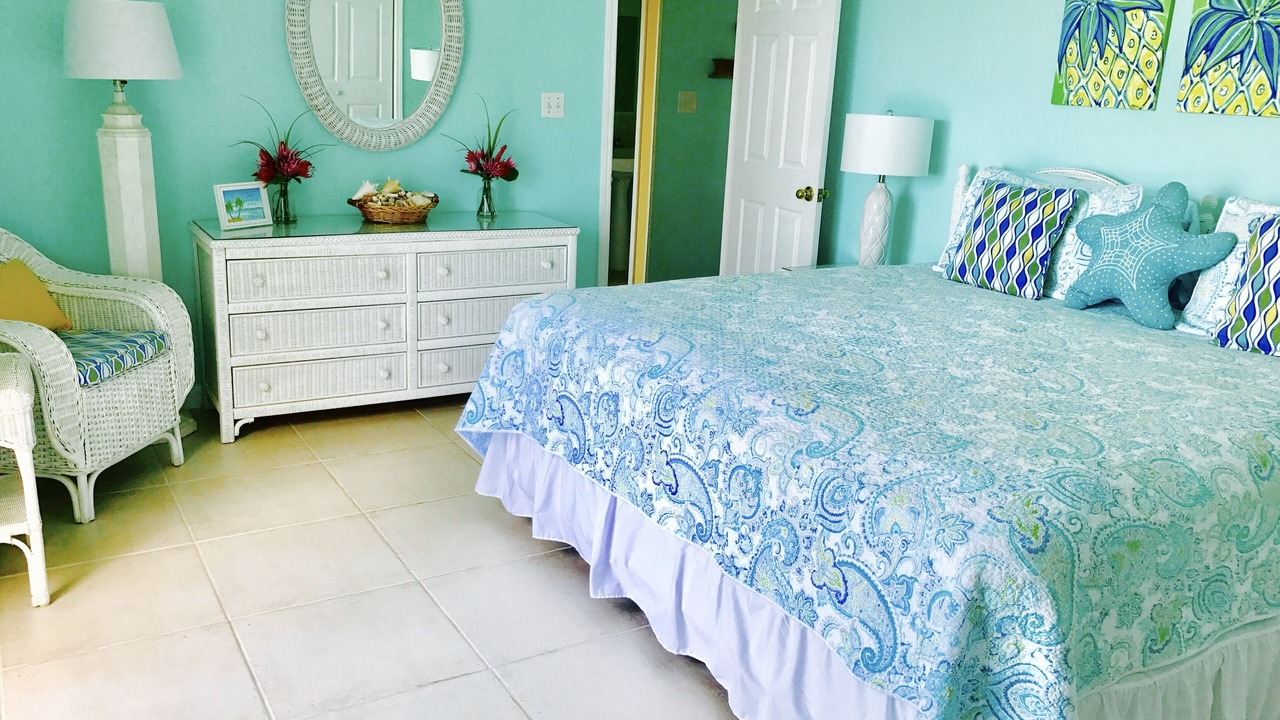 Photo of Bedroom in Rum Point