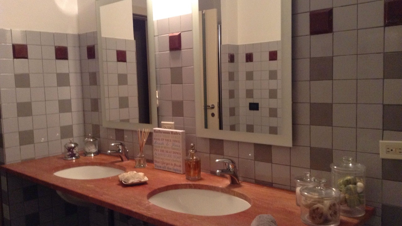 Photo of Bathroom in Ocean Park
