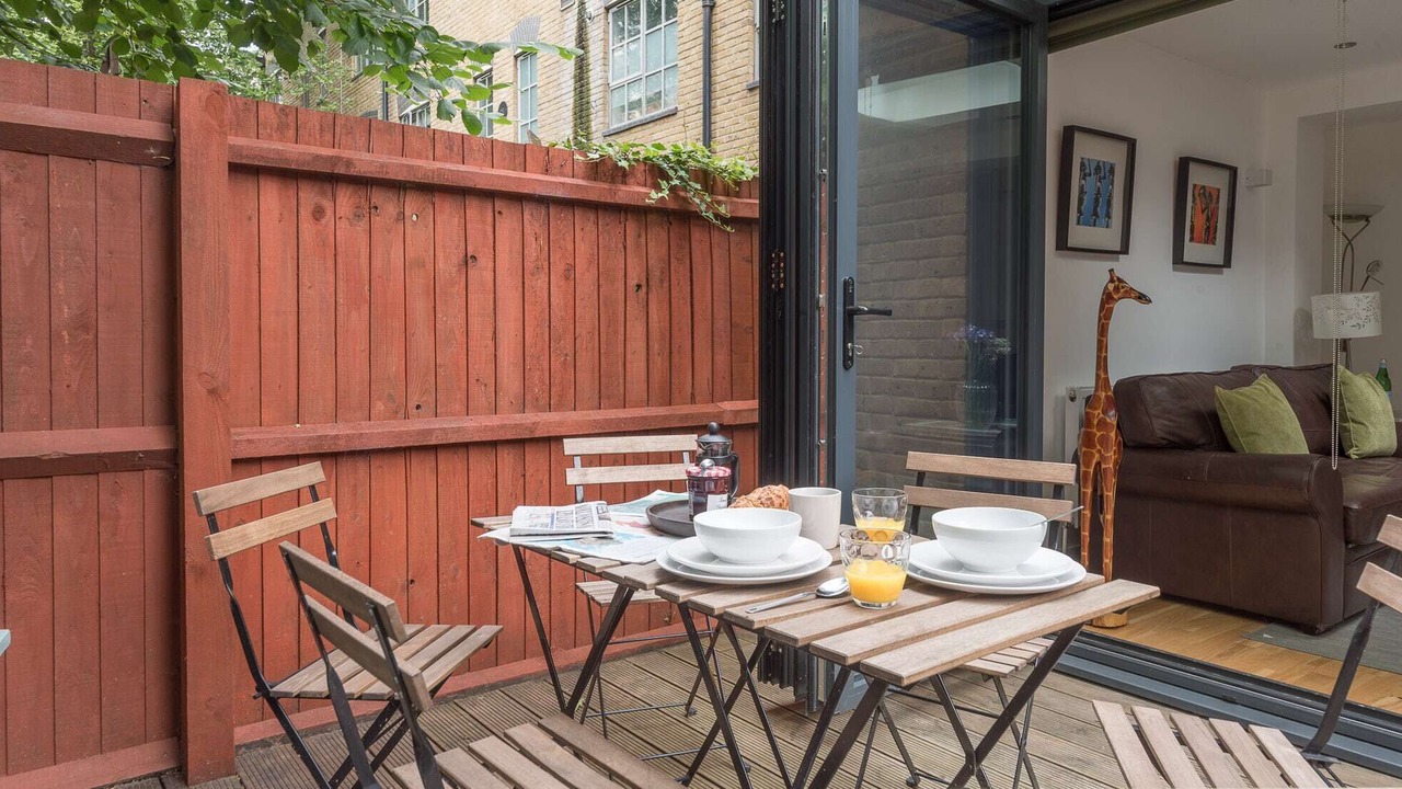 Photo of Outdoor in Rotherhithe