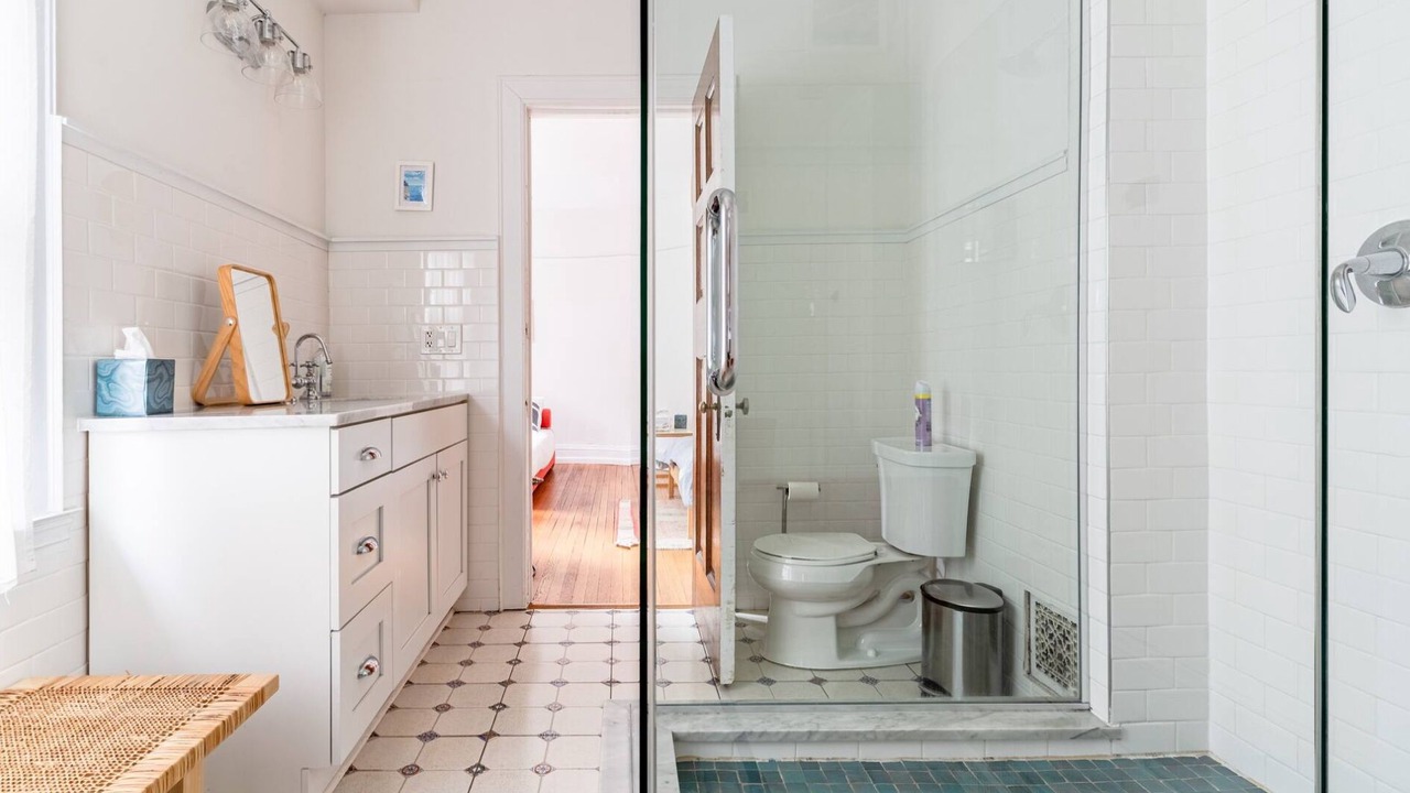 Photo of Bathroom in Uptown