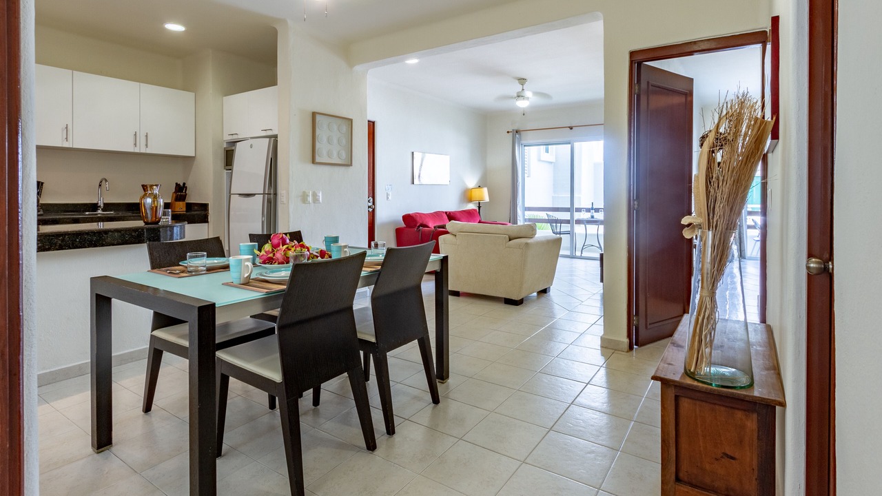 Photo of Livingroom in 12th Street