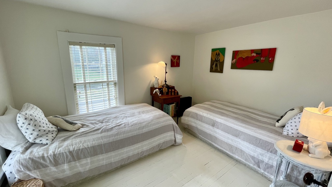 Photo of Bedroom in Canaan