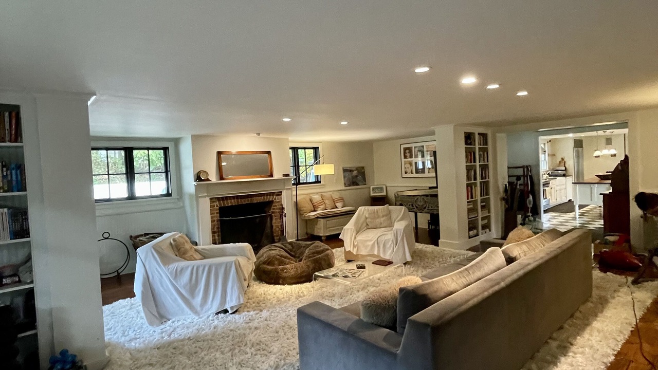 Photo of Livingroom in Canaan