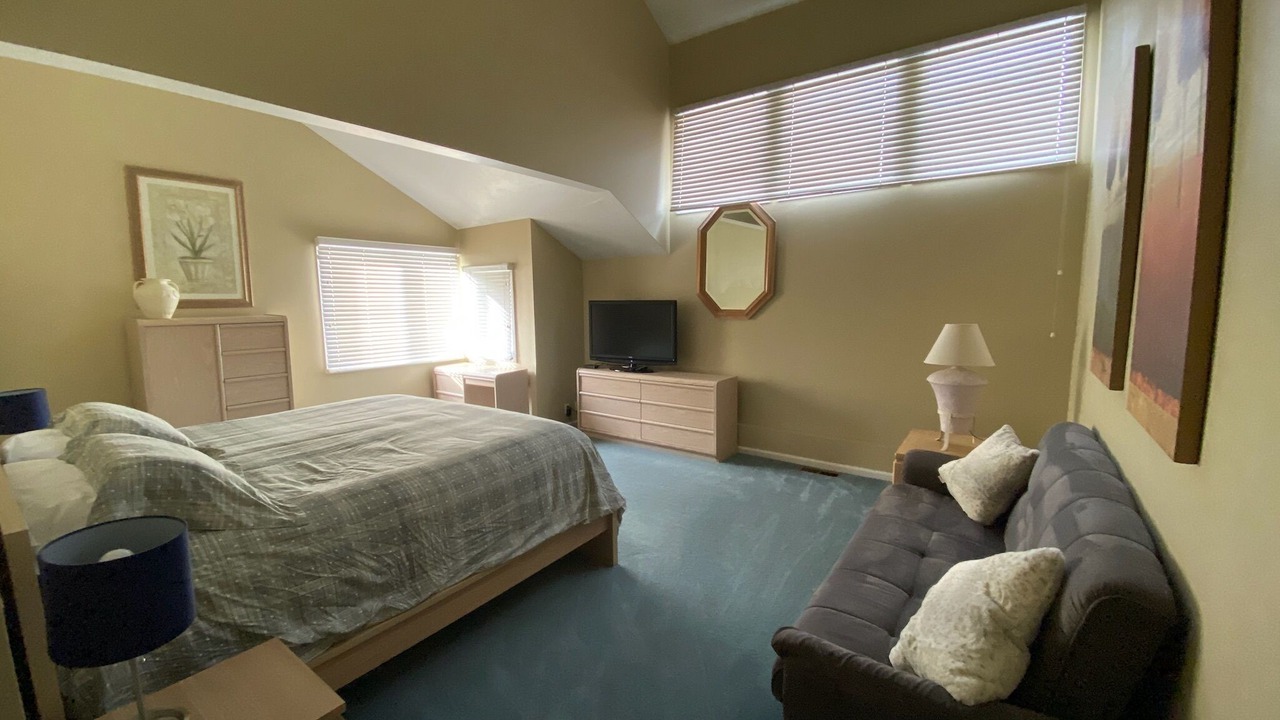 Photo of Bedroom in Cottonwood Heights