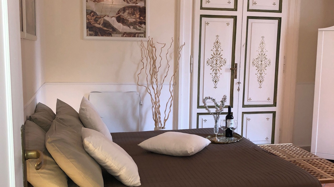 Photo of Bedroom in Rome City Centre