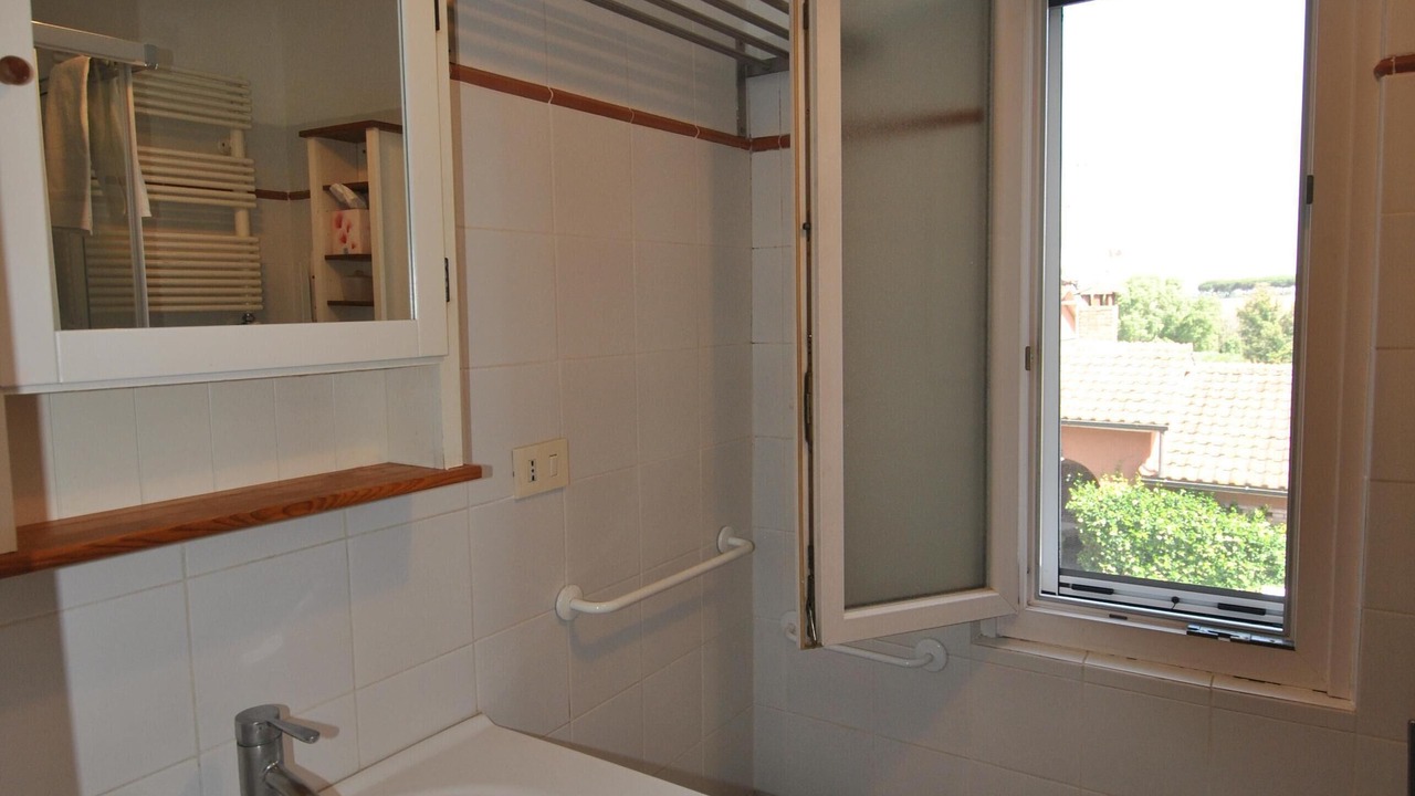 Photo of Bathroom in Zona XXVI Castel di Decima