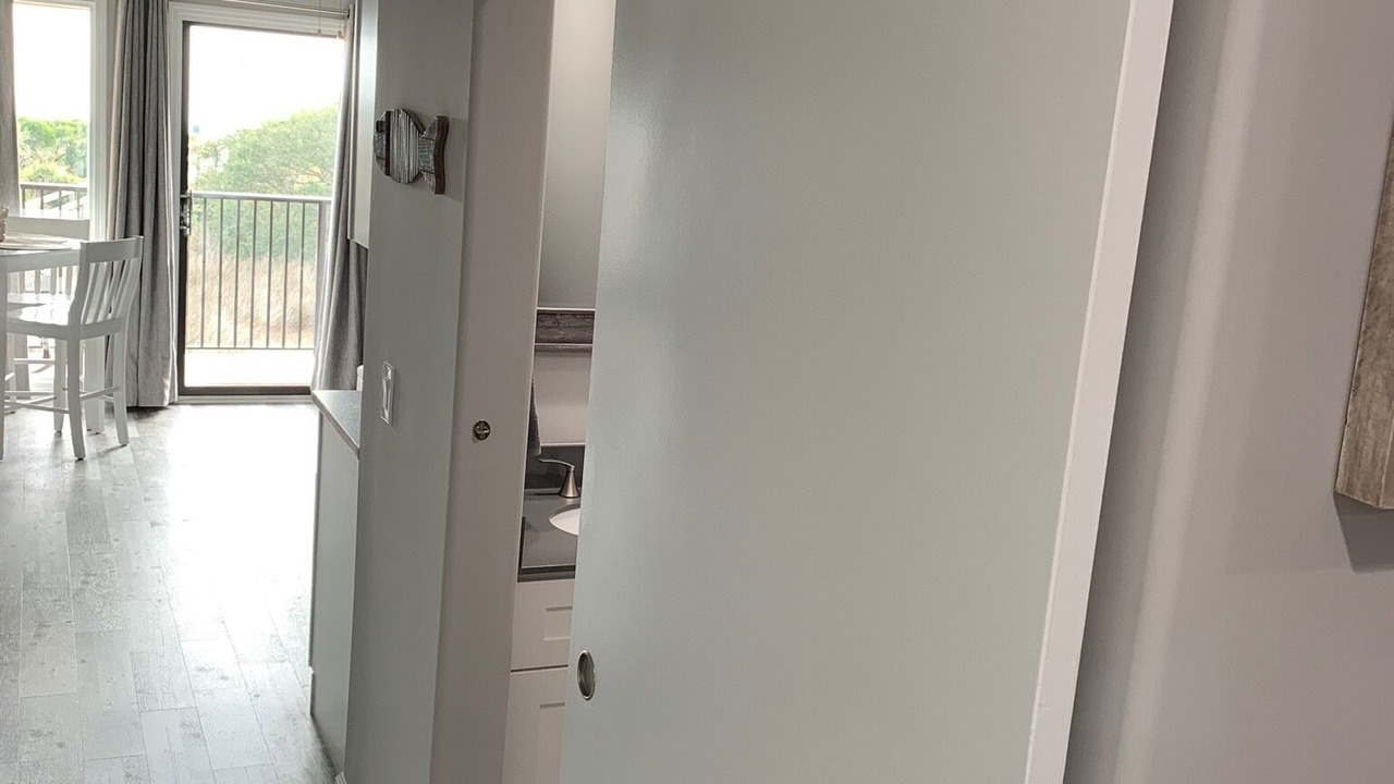 Photo of Bathroom in Folly Field
